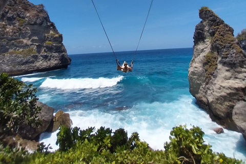 Nusa Penida : Visite guidée d&#039;une journée avec un chauffeur local comme guide