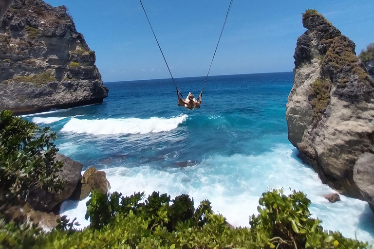 Nusa Penida : Visite guidée d&#039;une journée avec un chauffeur local comme guide