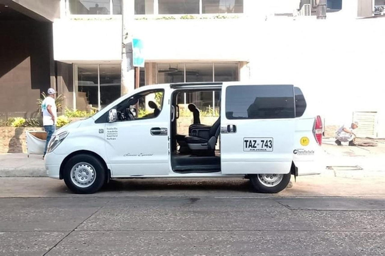 Cartagena: Transporte privado e entrada no AVIARIO, Baru