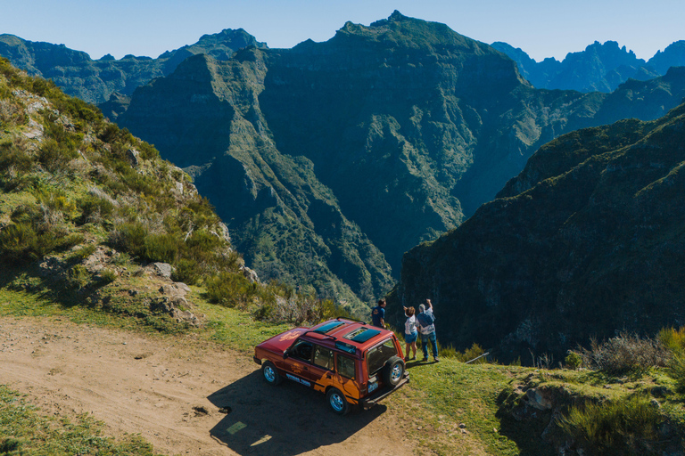 Dagvullende tour in het westen van Madeira, met pick-upOff-road tour op Madeira