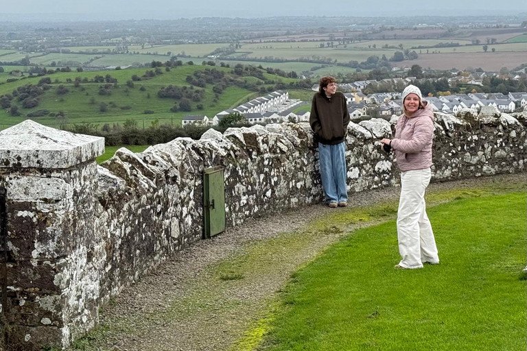 من دبلن: رحلة ليوم واحد إلى نيوجرانج ووادي بويندبلن: رحلة ليوم واحد إلى نيوغرانغ ووادي بوين