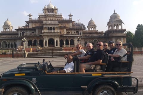 Jaipur: Evening City Tour In Open Jeep