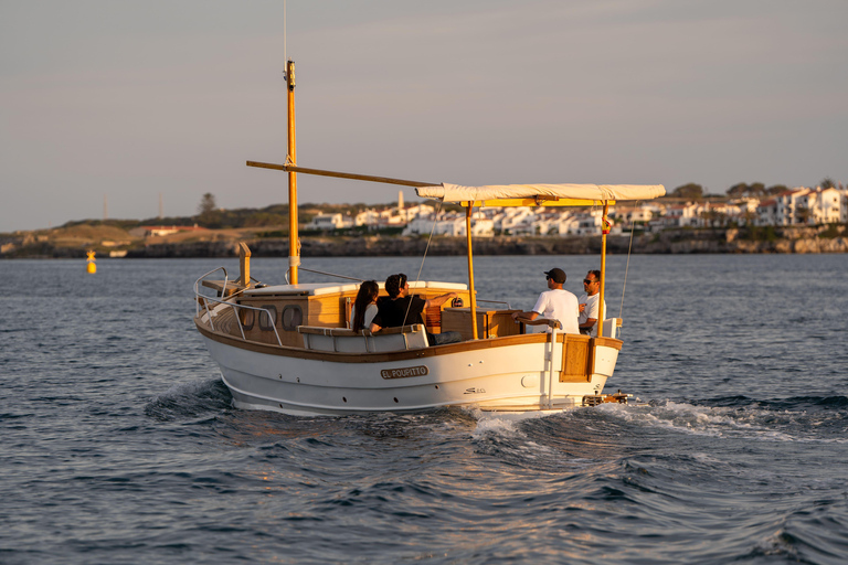 Romantic Private Tour of the Port of Mahón – Classic Llaut Romantic private tour of the Port of Mahón - Classic Llaut