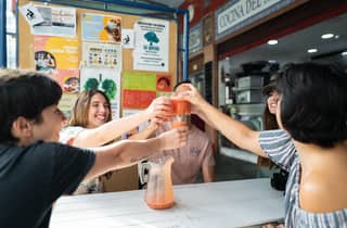 Sevilla: Traditionelle Tapas- und Markttour auf pflanzlicher Basis