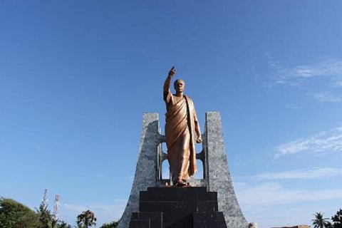 Accra: Heritage Tour with Curated Experiences