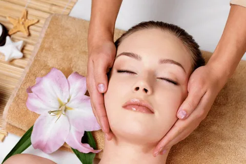 Phuket: Aroma-massage med måltid inkluderet