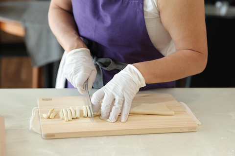 Nagoya: Make Handmade Udon Nagoya Style & Miso Tasting