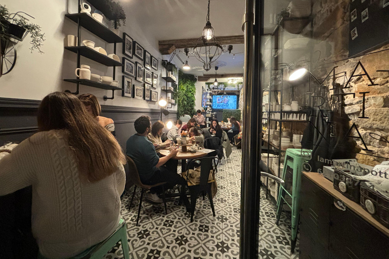 Bilbao: Pinta sobre cerámica en el único ceramicafé de la ciudad