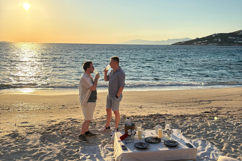 Mykonos: Luxury Sunset Picnic with Wine & Sea Views