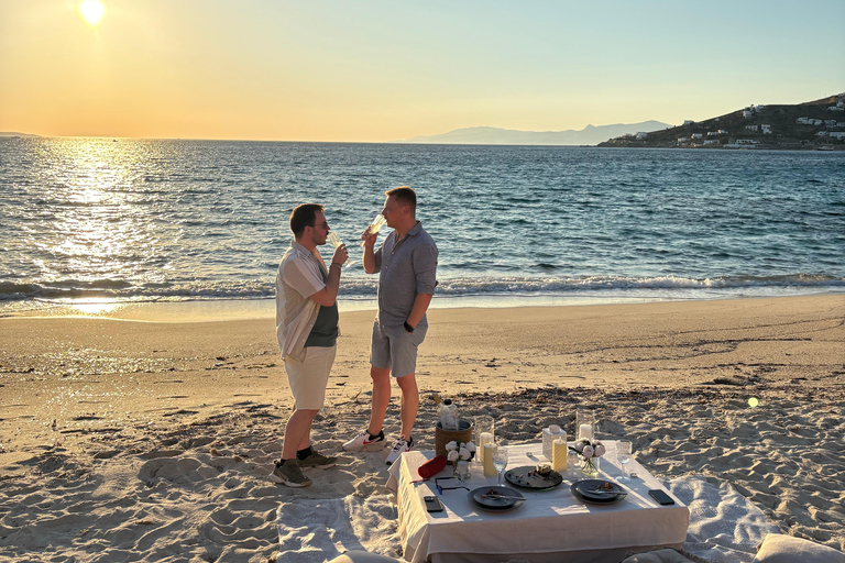 Mykonos: Luxury Sunset Picnic with Wine & Sea Views