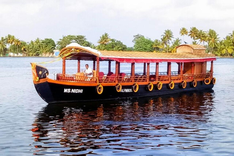 A Private day Tour Through Alleppey, Marari, and Fort Kochi