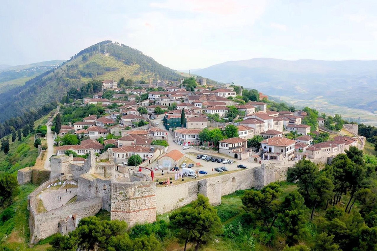 Berat Cıty: Excursión al Lago Belshi y Cata de Vinos