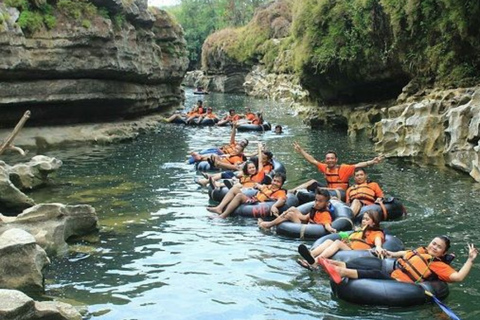 Yogyakarta: Goa Pindul, Timang Beach & Sunset Tour