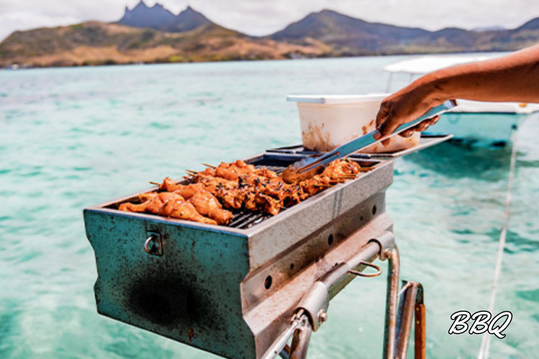 Mauritius: Ile aux Cerfs Catamaran Lagoon Experience + BBQ