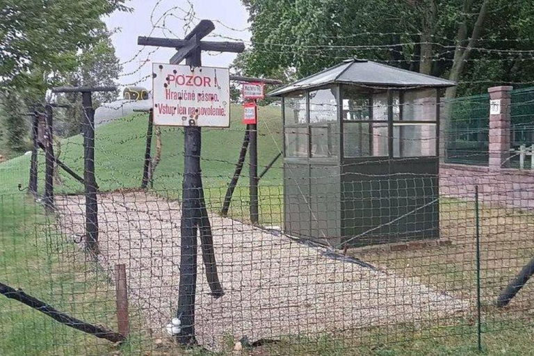 Bratislava: Iron Curtain and Bunker E-Bike Tour