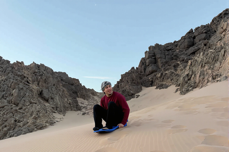 Hurghada: Mount Shaib El Banat Tour with Sandboarding Sand boarding and hiking & camel ride
