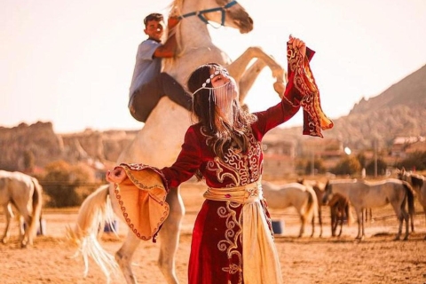 Cappadoce : Randonnée à cheval (1 - 2 heures)Cappadoce : Randonnée à cheval au coucher du soleil 2 heures