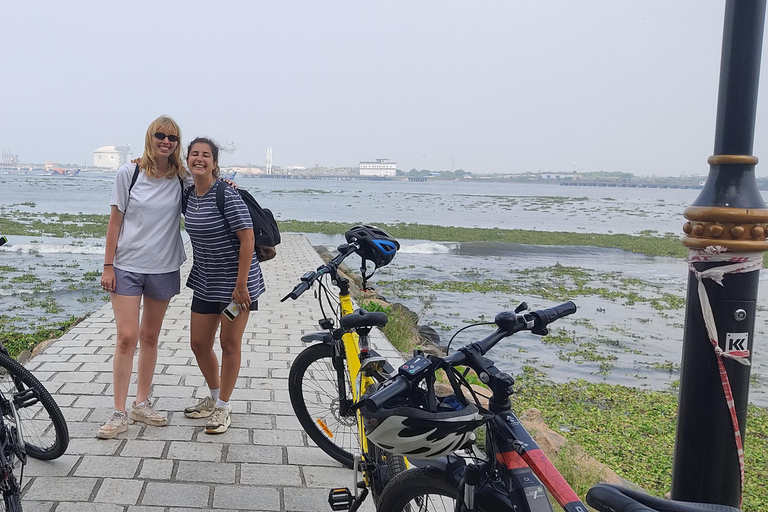 Tour in bici di 11 giorni alla scoperta delle spezie del Kerala