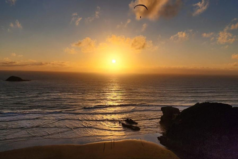 Auckland: Tour noturno com piscina térmica e vista para o pôr do sol