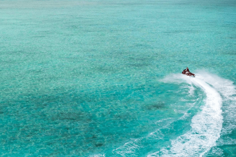 Cannes: excursión en moto acuática al atardecer a las islas de Lérins