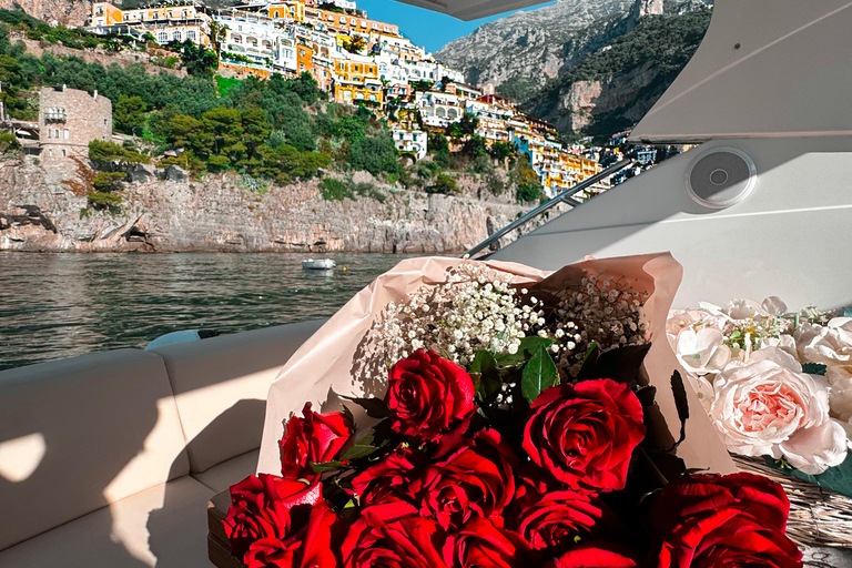 Positano: Unforgettable Sunset Marriage Proposal on a YachtMarriage Proposal and Amalfi coast