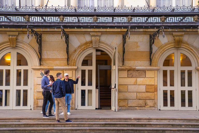 Excursão a pé pela Candelária e pelo Museu do Ouro com um cientista social