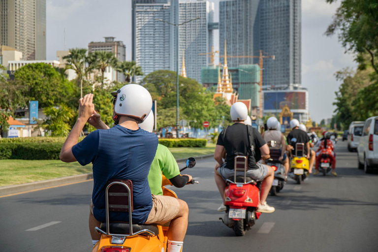 Wycieczka po mieście Phnom Penh Vespą