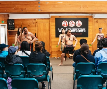 Rotorua: Māori Cultural Performance with Dancing