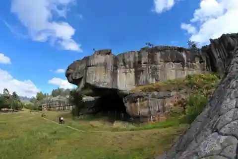 BOGOTÁ: Exploração Ancestral, Tour Facatativá, Piedras del Tunjo e Zipacón