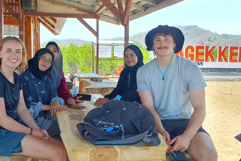 Bagek Kembar: Mangrove & Stingless Beekeeping Experience