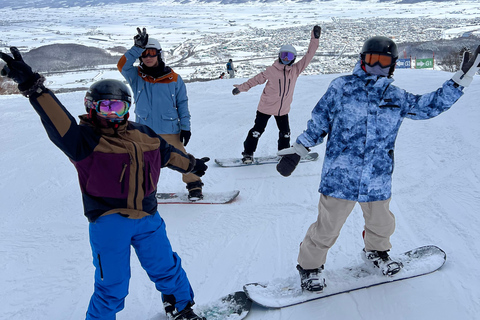 Sapporo: Private Ski & Snowboard Lessons with Hotel Transfer