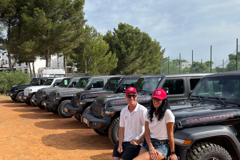 Ibiza: Private Jeep Wrangler Tour & Lunch at Beach Rest.