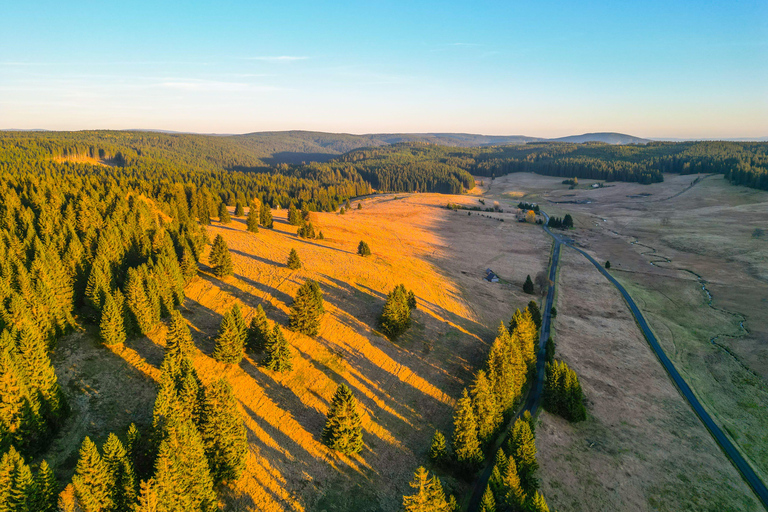 Ore Mountains: Karlovy Vary, Sauersack Mystery & Wetlands