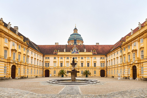 From Vienna: Melk Abbey and Schloss Hof Day Trip