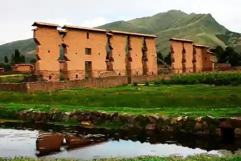 De Cusco: Rota do Sol + Tour de Uros e Taquile 1 dia.