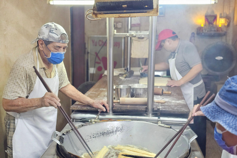 Melaka Meals Food Tour with 15+ Tastings