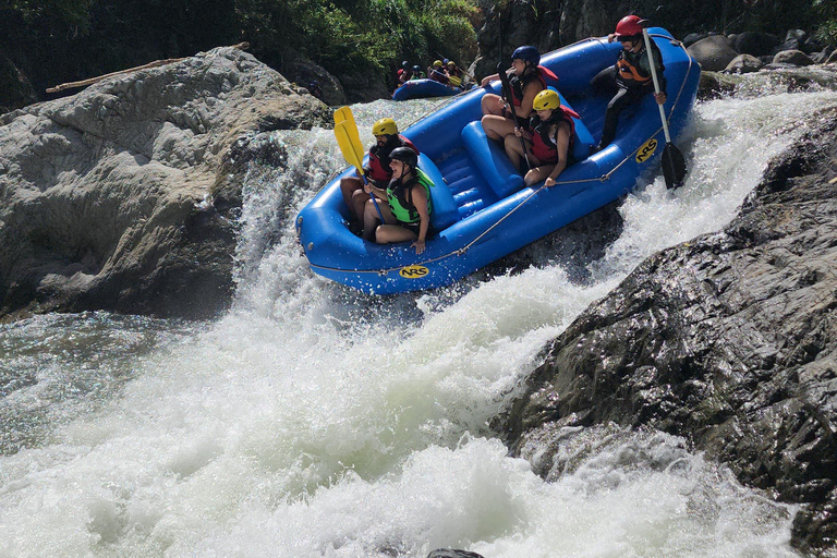 From Santiago: Jarabacoa Rafting Tour w lunch & hotel pickup From Santiago: Rafting Tour w lunch & hotel pickup afternoon