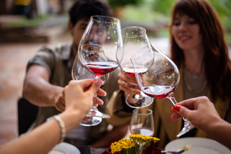 Yerevan: Wine Tasting and Vineyard Lunch at Voskeni Winery