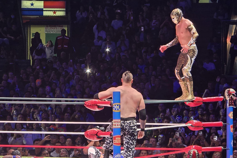 Lucha Libre Tour: with Hotel Pickup and Drop Off