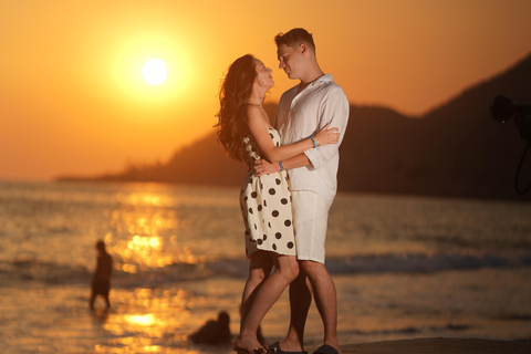 Alanya: Holiday Photo Shoot Families Couples Solo Travelers Meeting Point