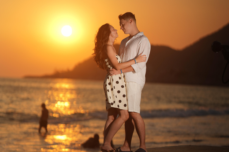 Alanya: Holiday Photo Shoot Families Couples Solo Travelers Meeting Point