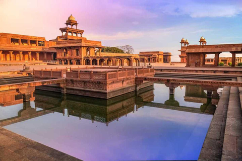 Transfer van Agra naar Jaipur via Fatehpur Sikri