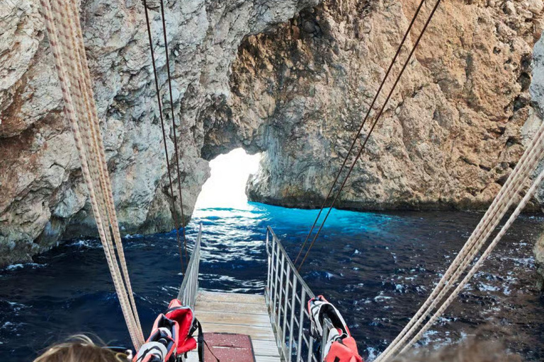 Antalya/Side/Kemer:Olympos & Adrasan Boat Tour with Transfer Belek: Olympos & Adrasan Boat Tour with Transfer