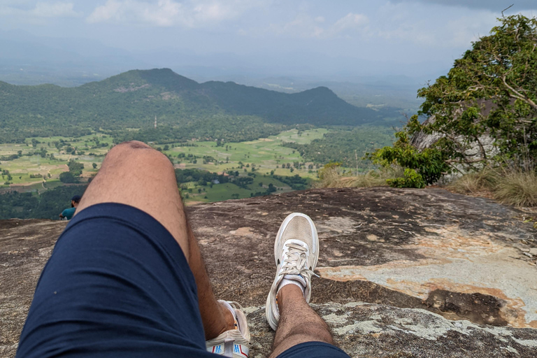 Avventura escursionistica a Dolukanda – La roccia curativa di Aristhana