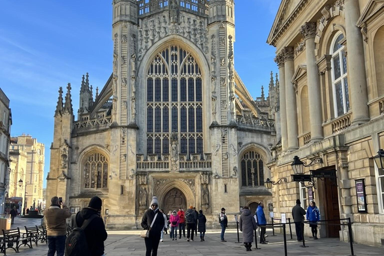 Stonehenge and city of Bath Private Car Tour