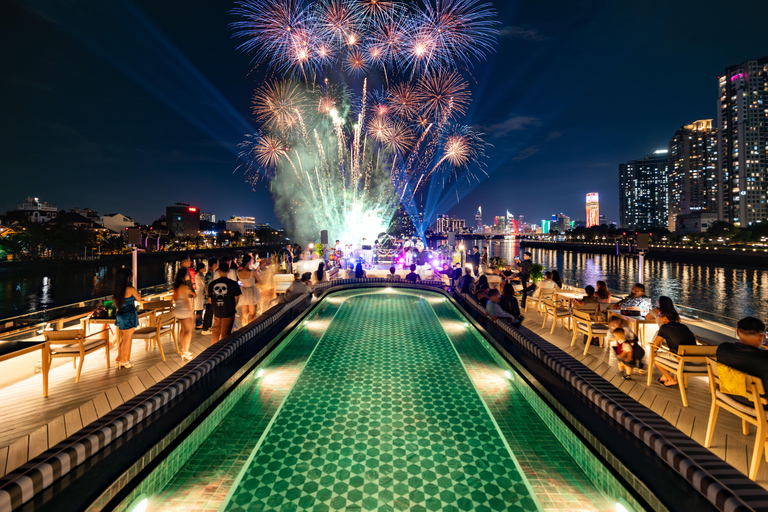 HCMC Elite Chill Set: Refreshing Luxury on the Saigon River Elite Chill Set