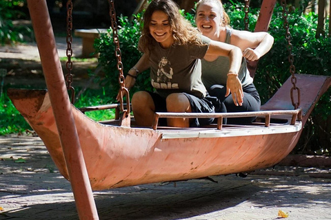 Phnom Penh: Bikes and Bites Cycling Tour