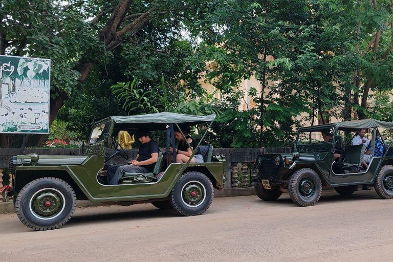 Siem Reap: Angkor Wat & Golden Hours Sunset by Vintage Jeep
