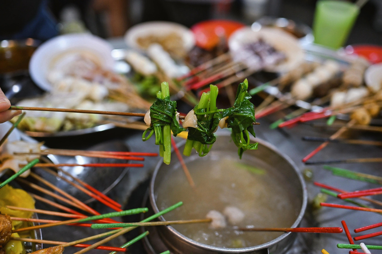 Ayer Itam: Kek Lok Si, Laksas, Lok Lok Street Food Dinner