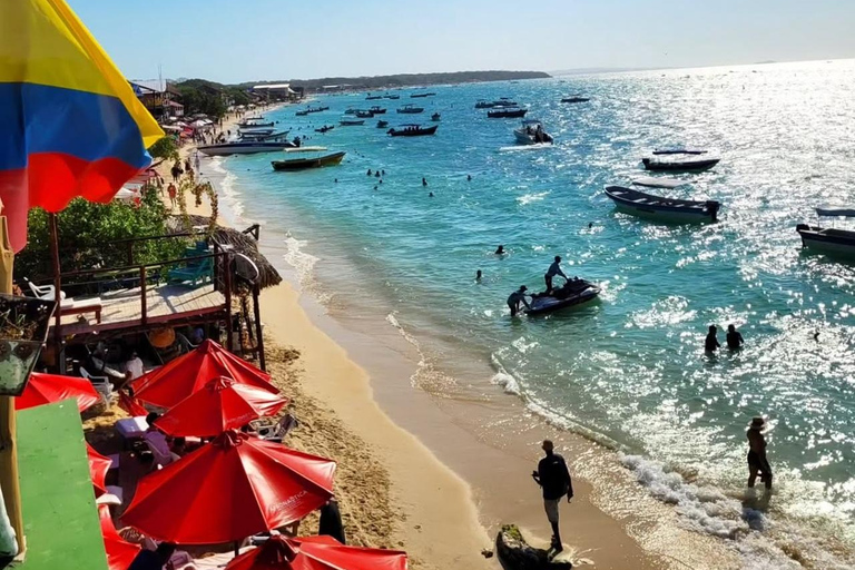 From Cartagena: Barú - Playa Tranquila Day Trip with Lunch